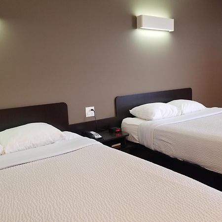 Joys Inn Innisfail, Ab المظهر الخارجي الصورة