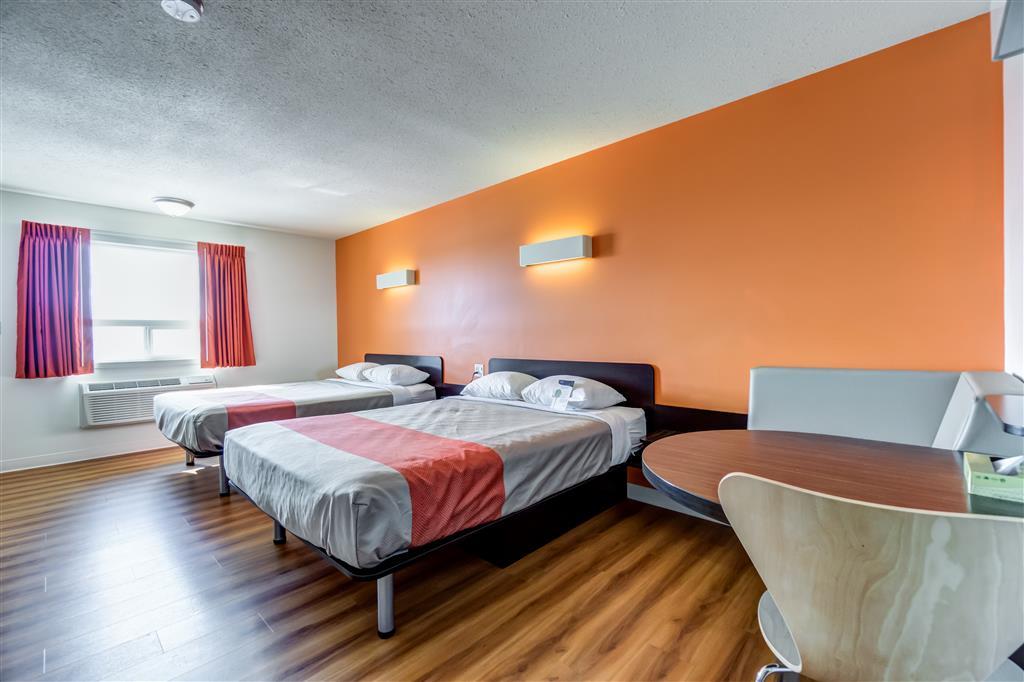 Joys Inn Innisfail, Ab الغرفة الصورة