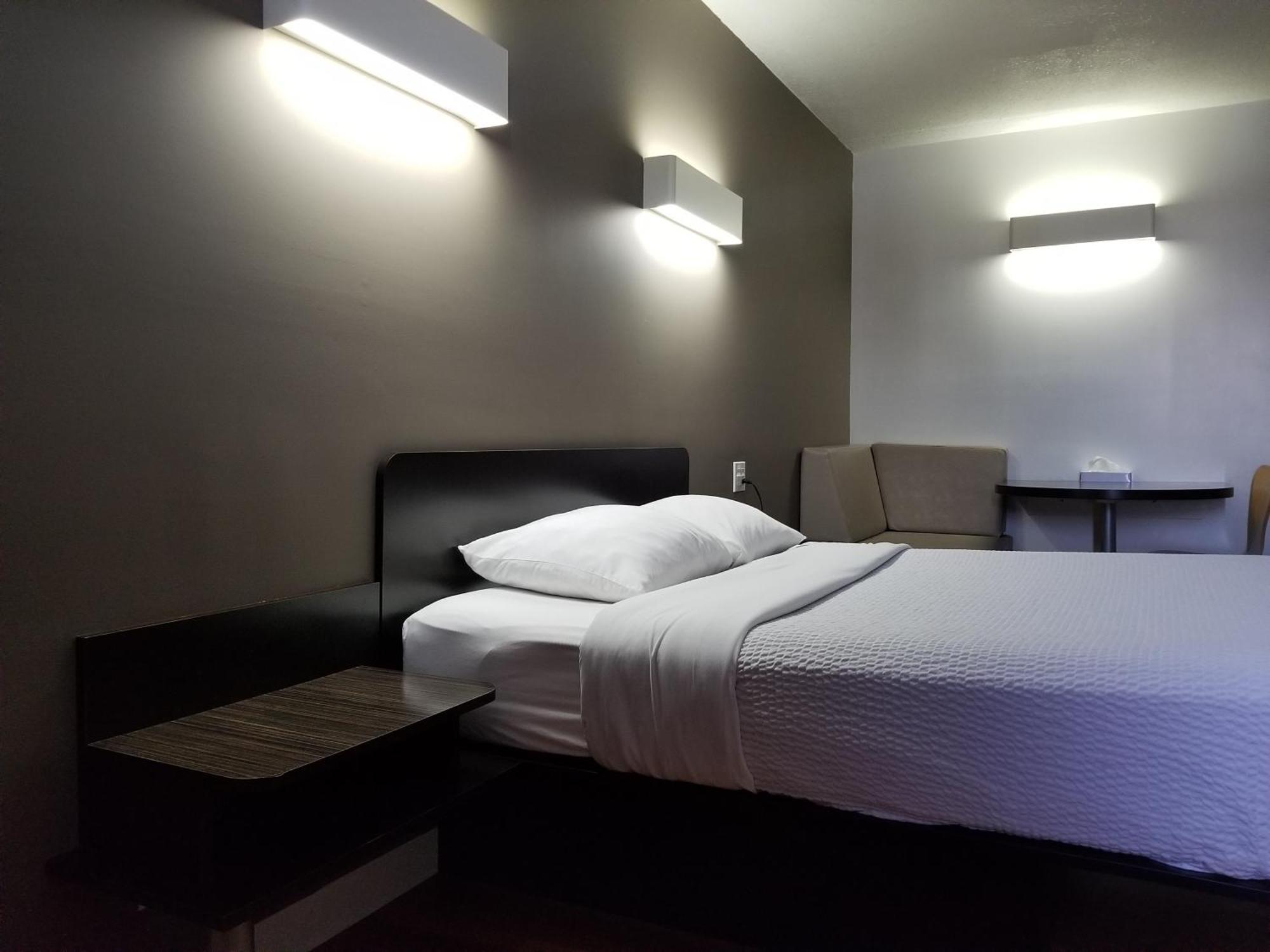 Joys Inn Innisfail, Ab المظهر الخارجي الصورة
