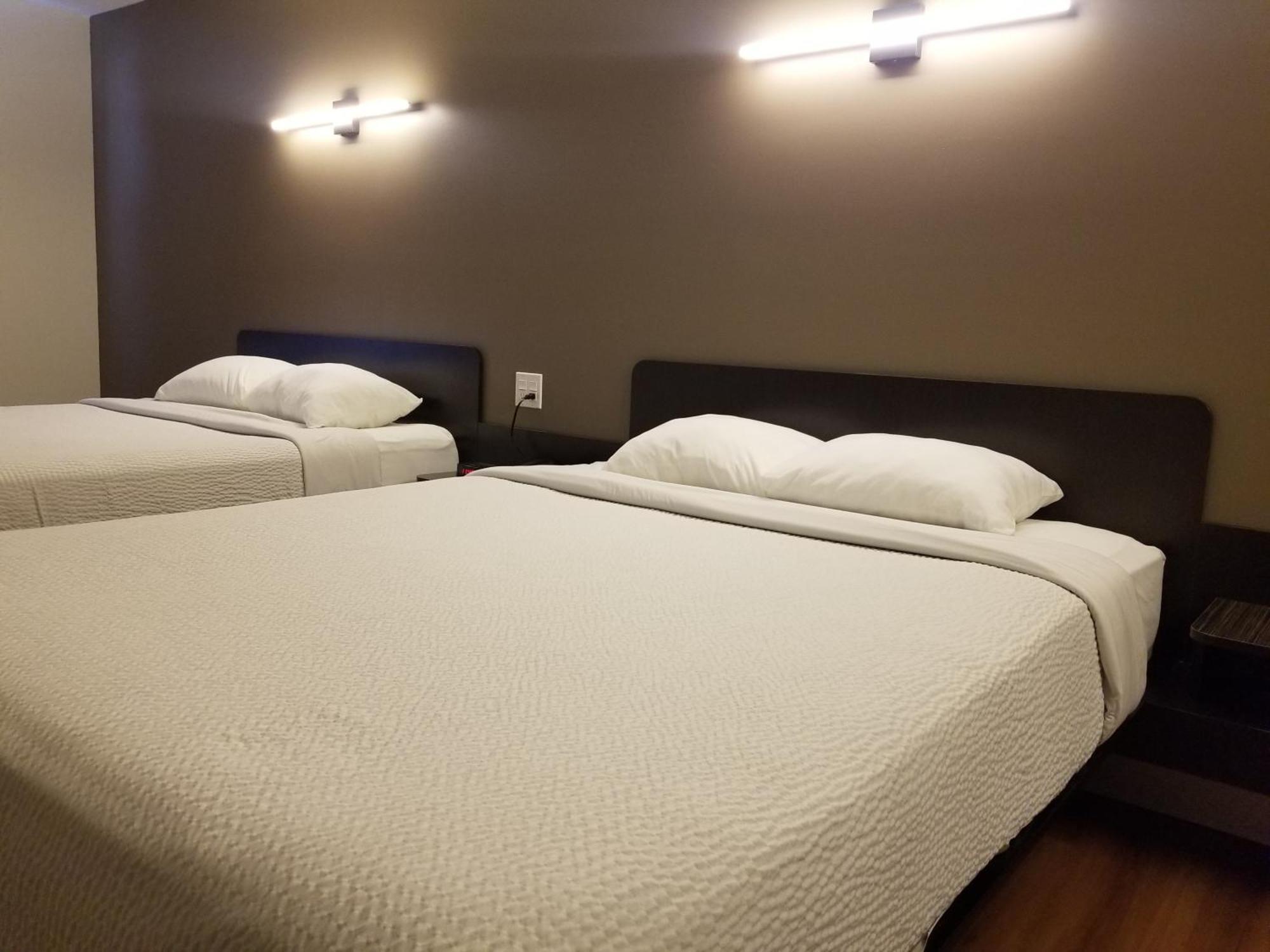Joys Inn Innisfail, Ab المظهر الخارجي الصورة